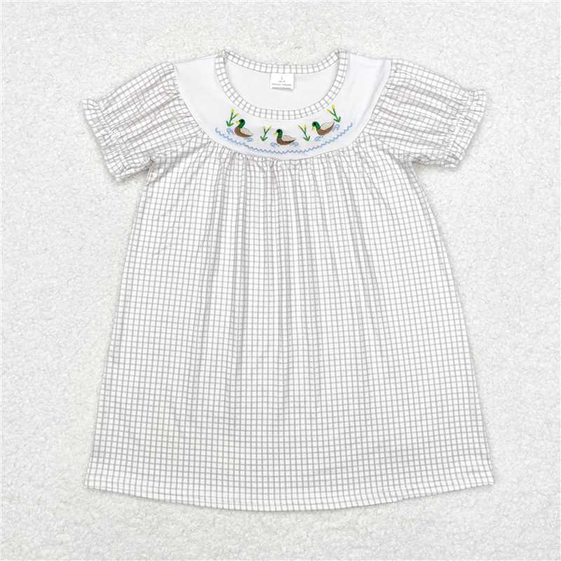 7.9 RTS NO MOQ Summer Baby Girls Dresses GSD1410 Green Checkered Ducks Short Sleeve Knee Length Dresses