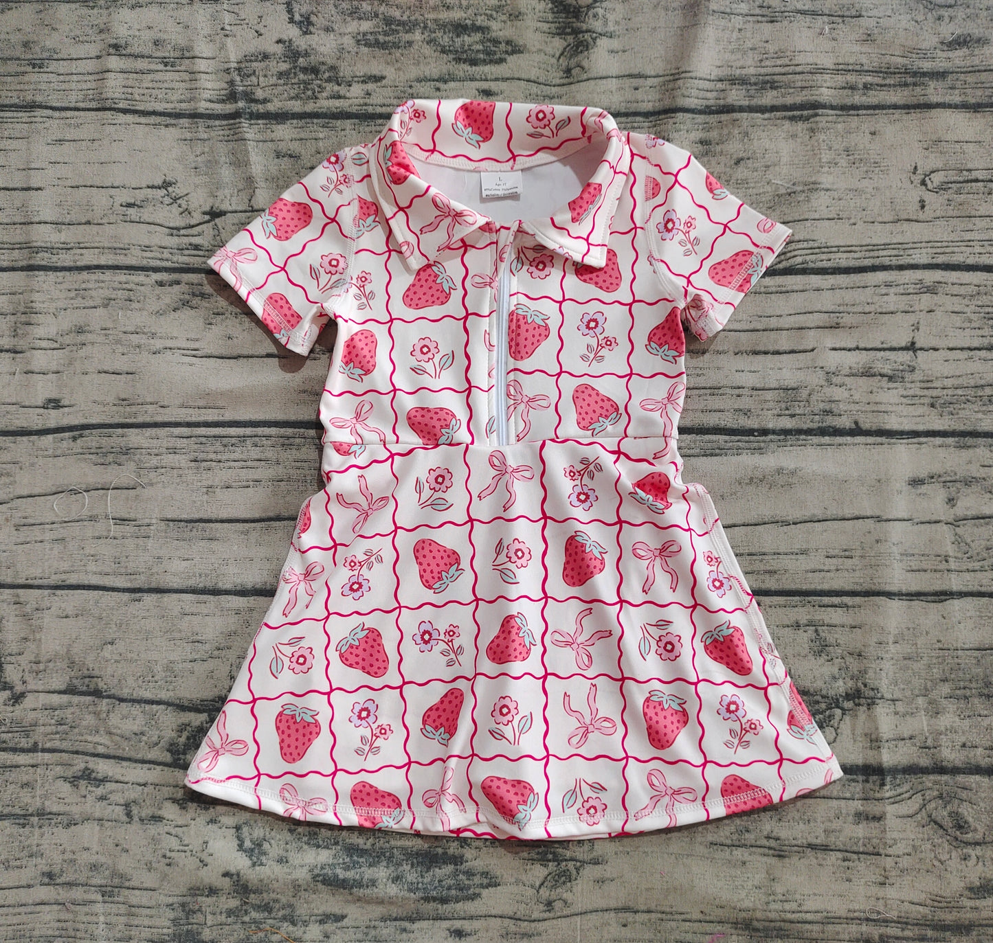 4.30 GSD2407 Baby Girls Short Sleeves Bows Strawberry Zipper Knee Length Dresses Preorder