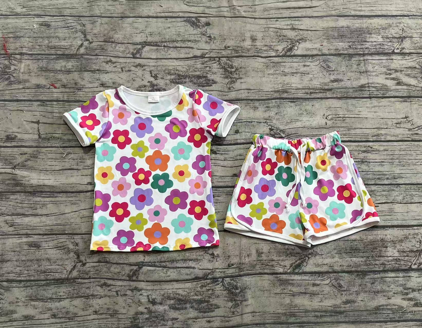 3.31 GSSO2142 Baby Girls Colorful Flowers Top Shorts Clothes Sets Pre order