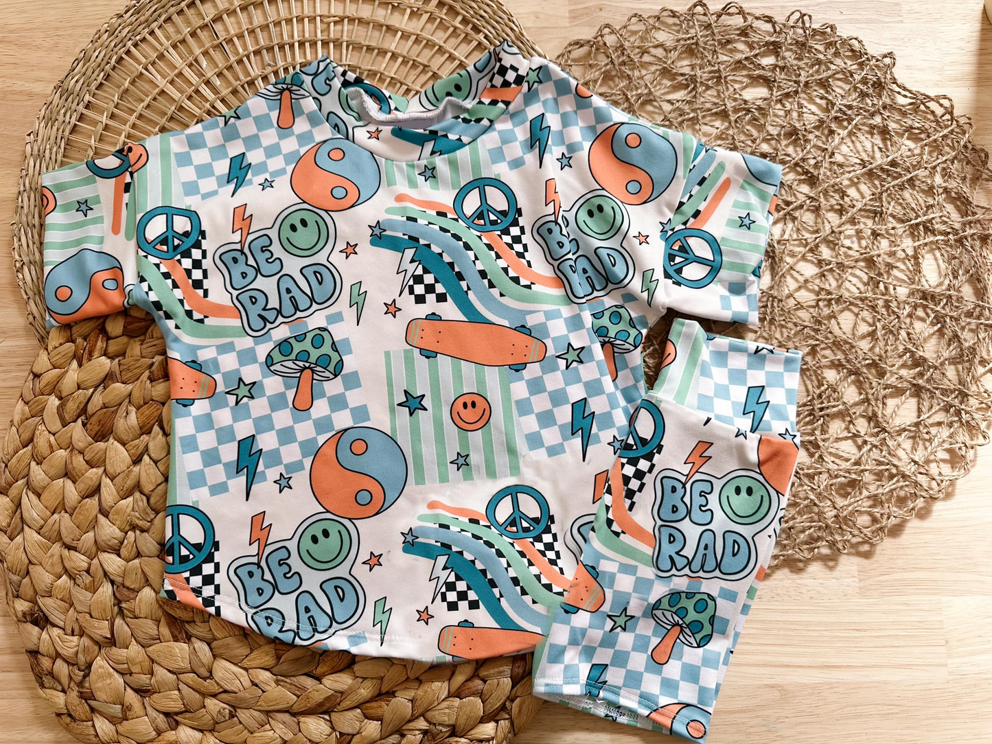 4.12 GSSO2436 Baby Girls Aqua Short Sleeves Stars Lightning Top Short Pajamas Set Pre order