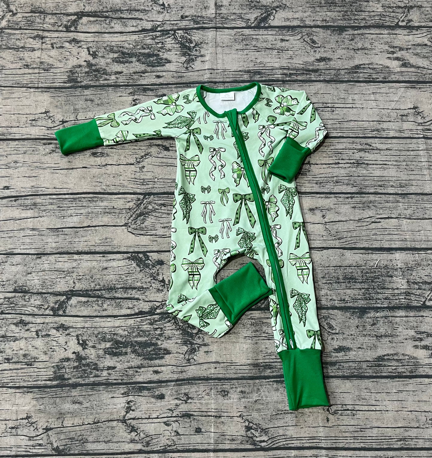 RTS Girls Infant Long Sleeves Green Clovers Bows Zipper St Patrick Footie Sleeper Romper