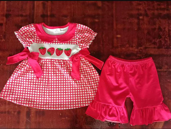4.28 Preorder moq 5 Baby Girls Short Sleeves Red Plaid Strawberry Bows Tunic Ruffle Short Sets