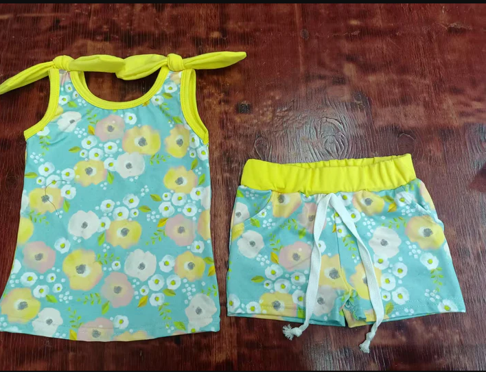 5.2 Preorder moq 5 Baby Girls Yellow Strap Flowers Top Pockets Shorts Set
