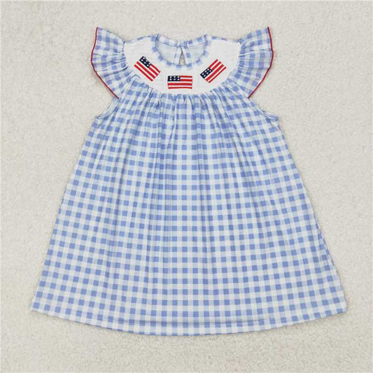 RTS NO MOQ Summer Baby Girls Dresses GSD1817 Smocked Baby Girls 4th Of July Flags Knee Length Dresses