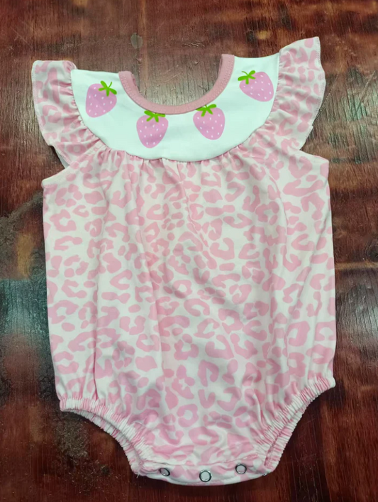 4.28 Preorder moq 5 Baby Girls Flutter Sleeves Pink Leopard Strawberry Ruffle Rompers