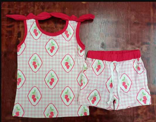 5.15 Preorder moq 5 Baby Girls Red Strap Strawberry Plaid Top Pockets Shorts Set