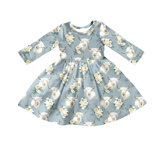 8.29 Baby Girls Flowers Cows Twirl Dresses preorder(moq 5)