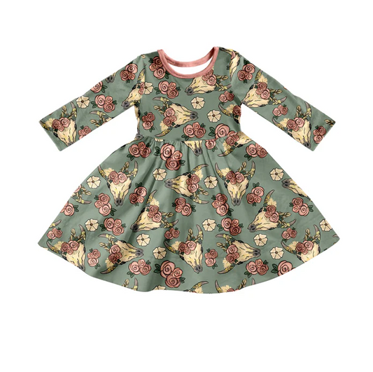 9.11 Baby Girls Western Cow Flowers Knee Length Dresses preorder(moq 5)