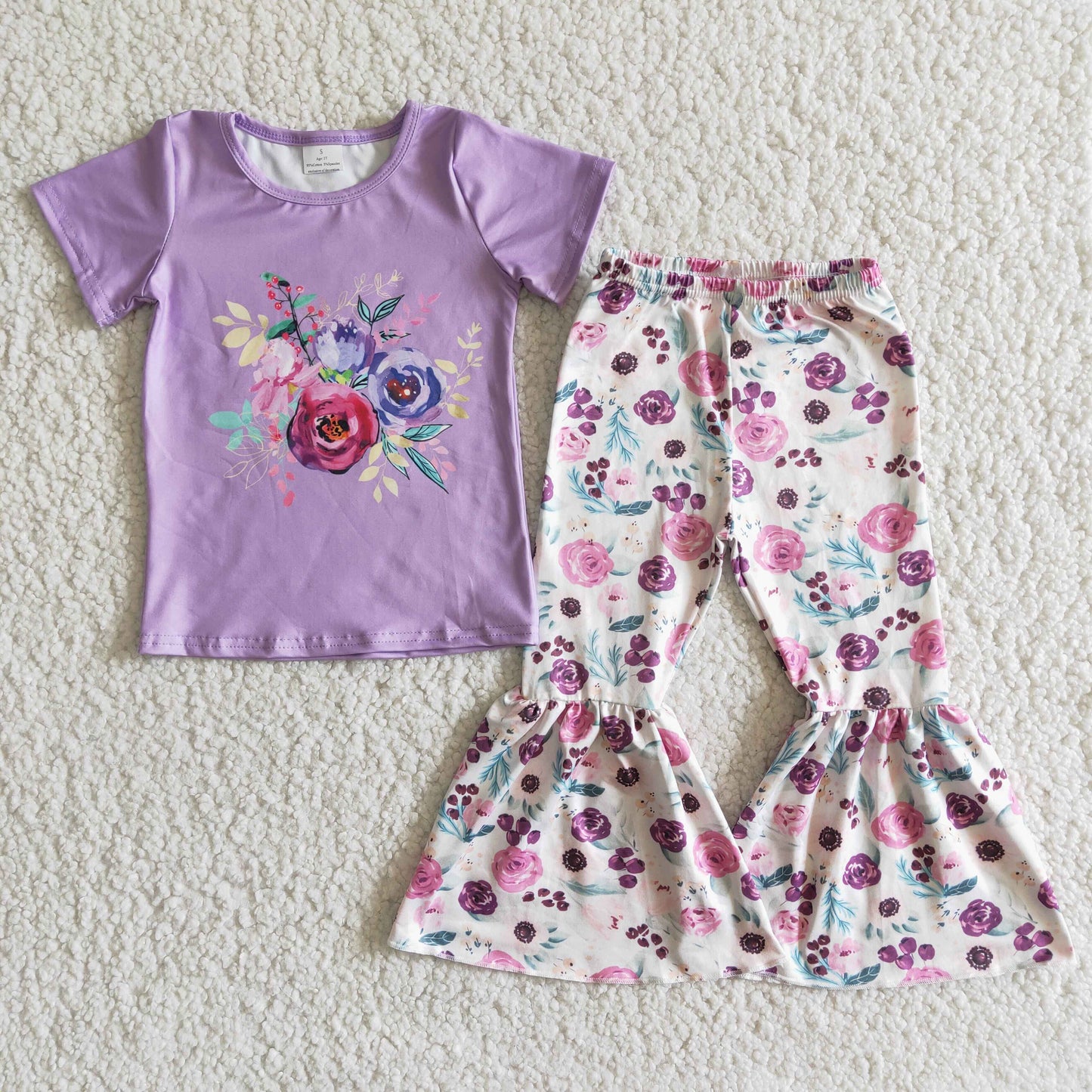 girl purple top and flowers pattern bell pants outfit
