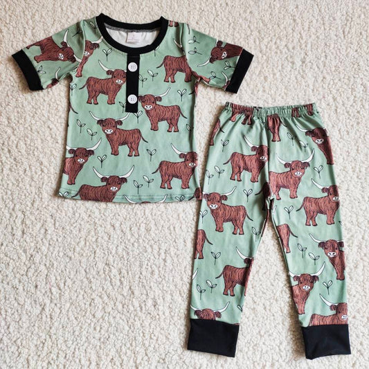 boy short sleeve  pajamas set with cows pattern