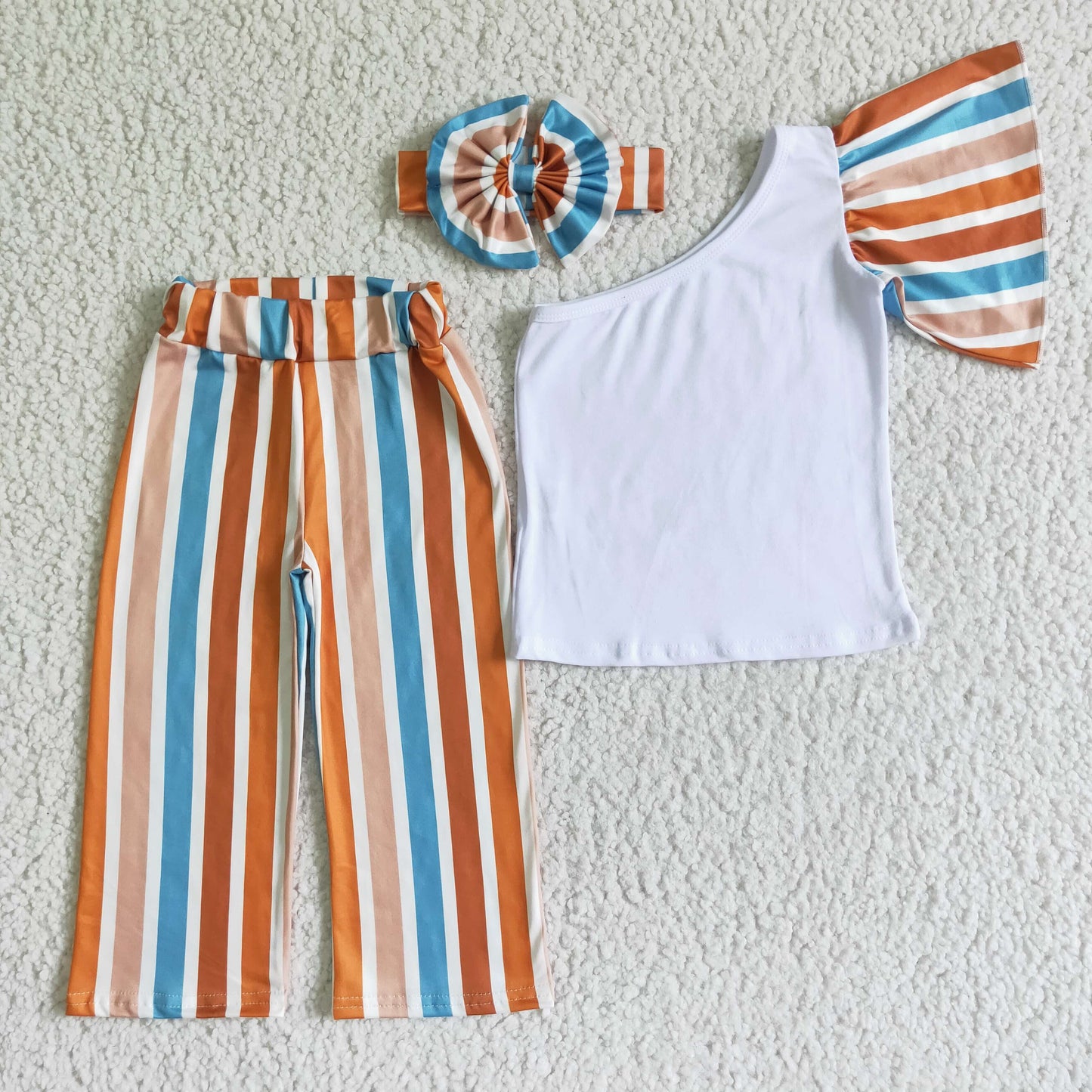 girl fashion style sloping shoulders short sleeve top and stripes pants with headband