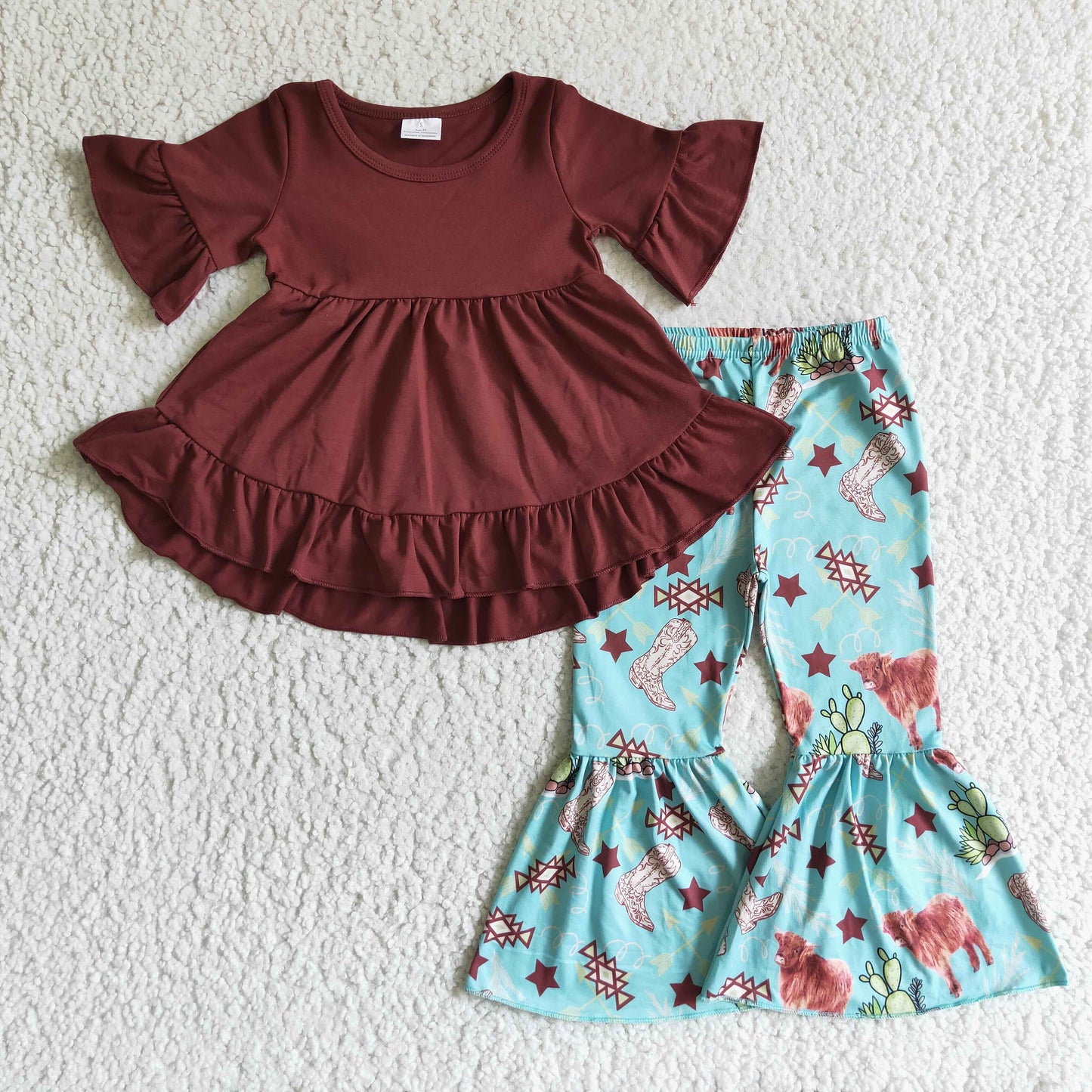 GSPO0192 spring girl wine red cotton short sleeve ruffle top match blue flare pants with highland cow and cactus print