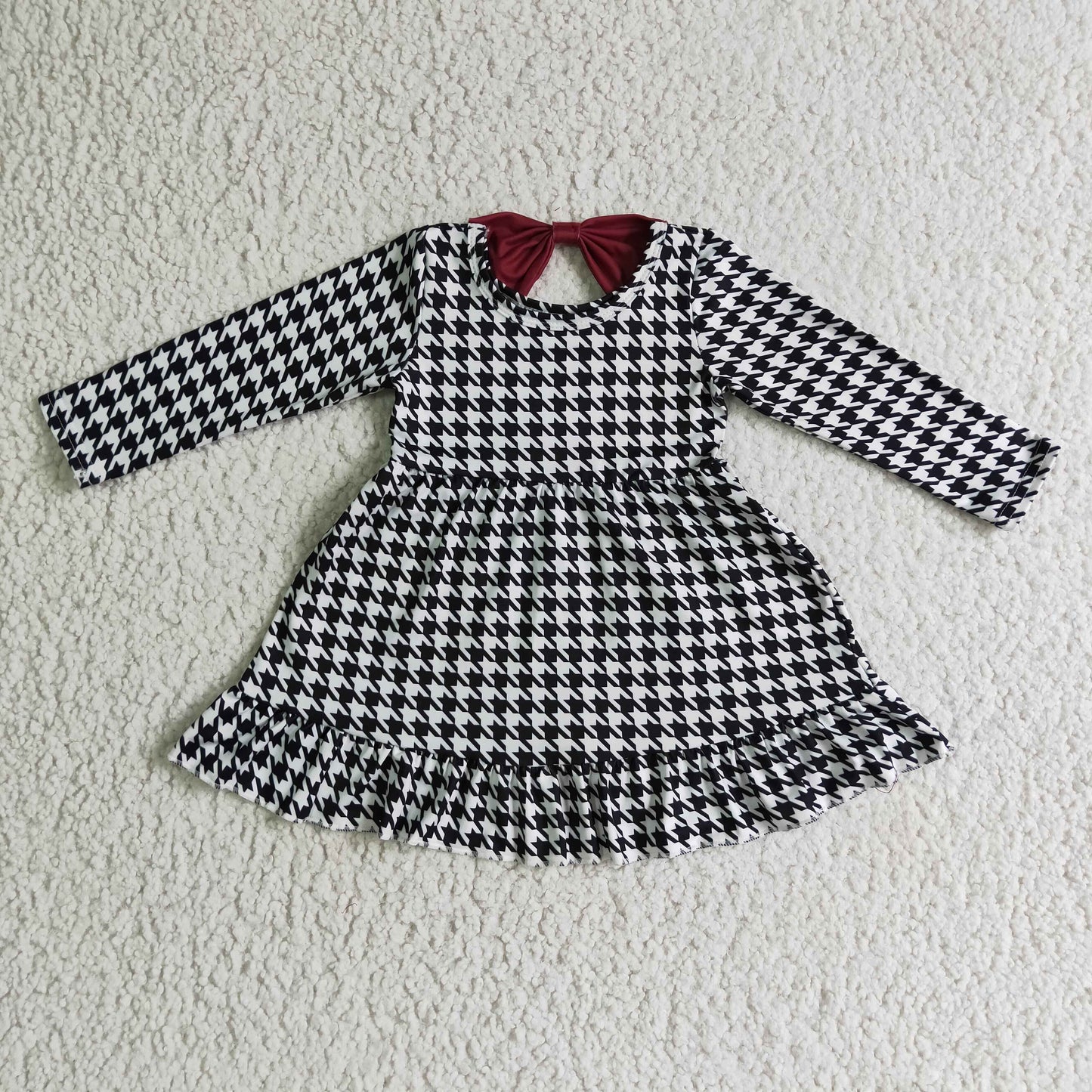 GLD0109 girl high quality black white plaid o-neck twirl dress fall kids long sleeve frock with bow