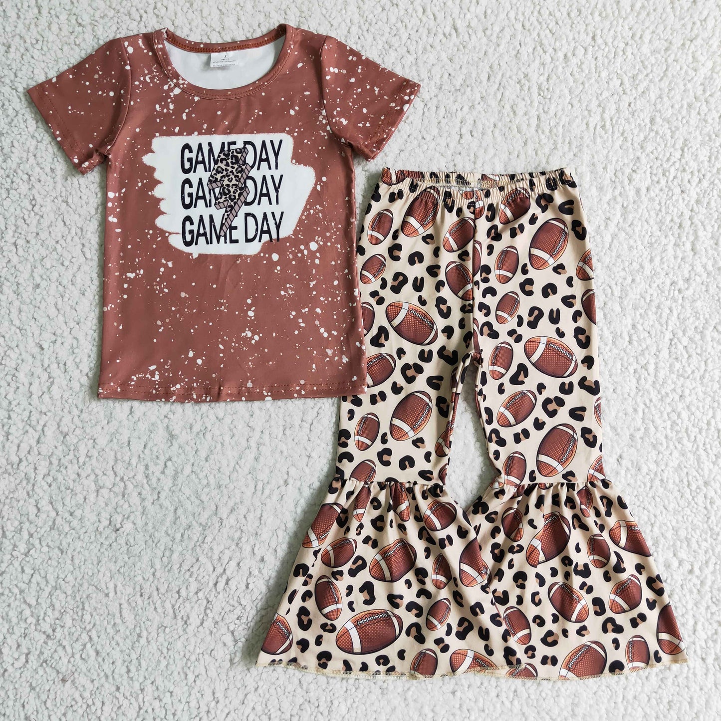 GSPO0216 girl short sleeve brown top football and leopard print bell pants set