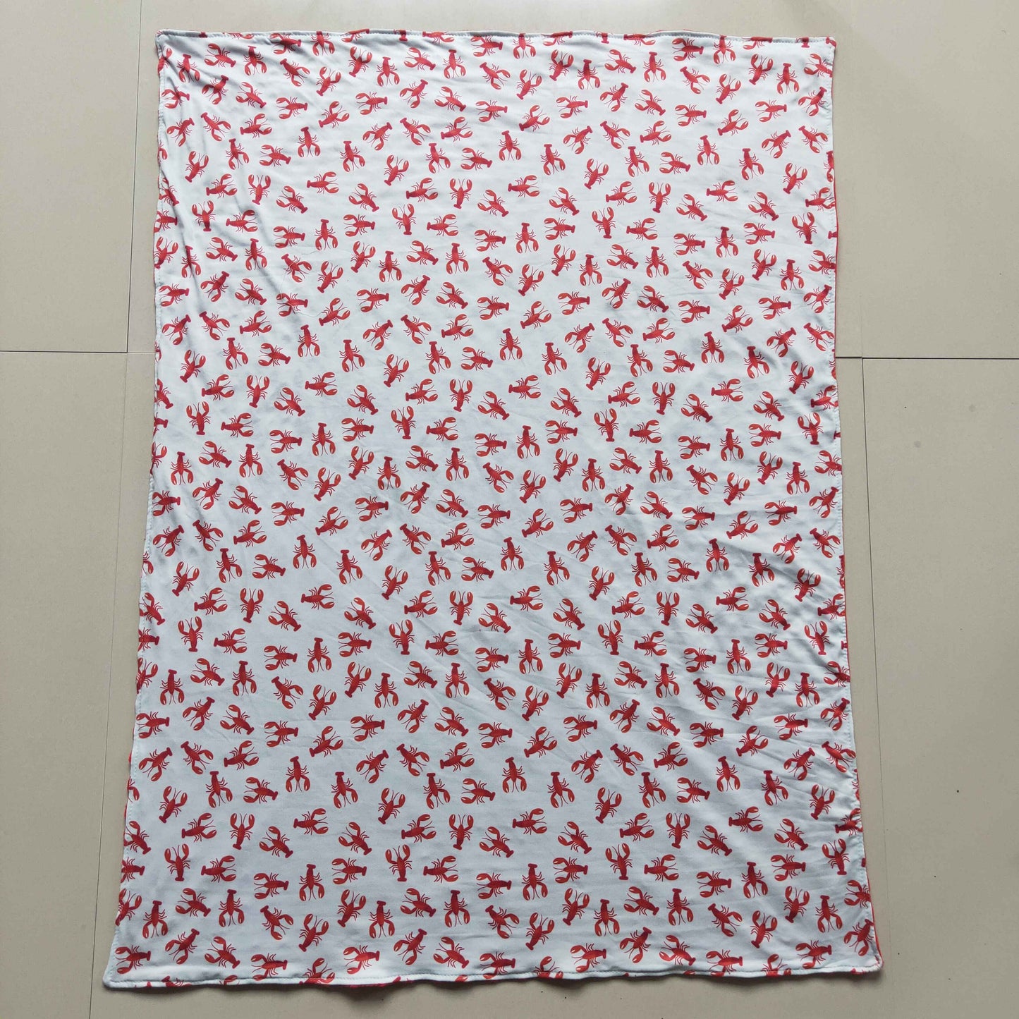 BL0034 infants baby crawfish print and red velvet blacket with 29*43 inches