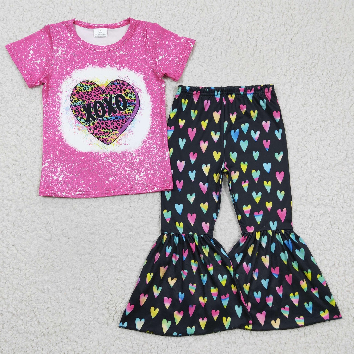 GSPO0379 girl pink short sleeve tie-dye shirt and heart print bell bottoms outfit for valentine